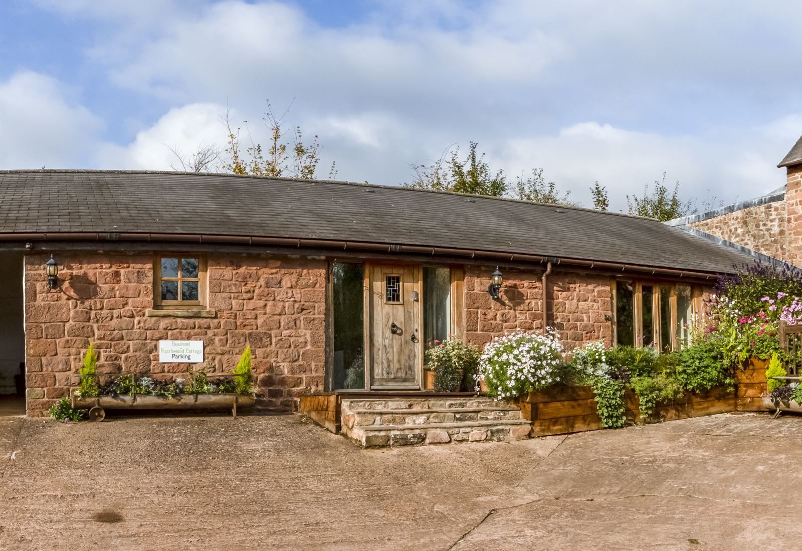 Puzzlewood Cottages